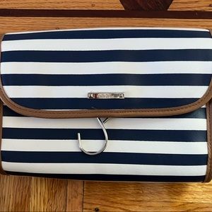 Stella & Dot Travel Toiletry Pouch